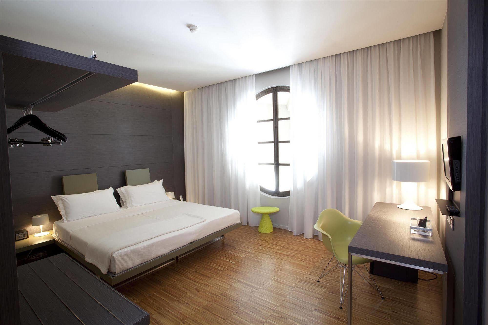 Alter Hotel Barge Kültér fotó